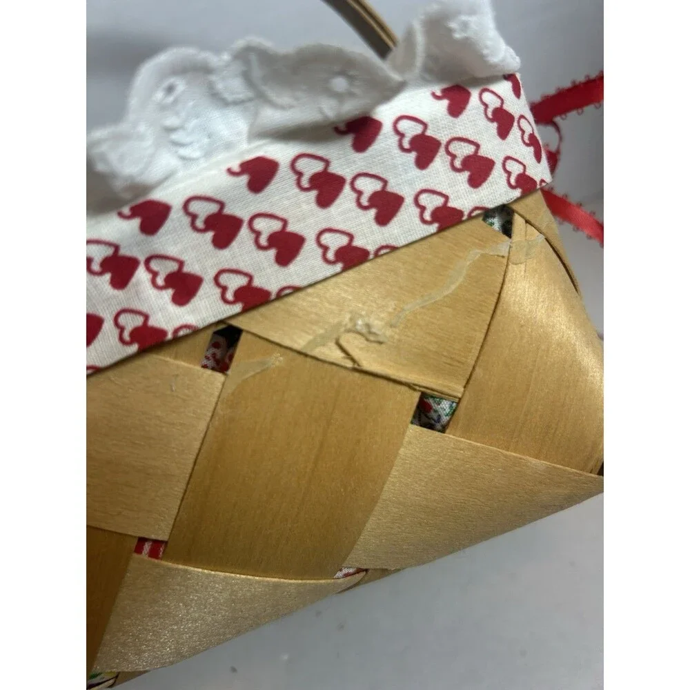 Woven Basket Fabric Cushioned Liner Heart Trim  7.5” Farmhouse  Grannycore Decor